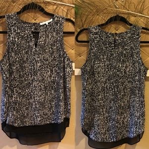 NWOT Violet & Claire Sleeveless Blouse